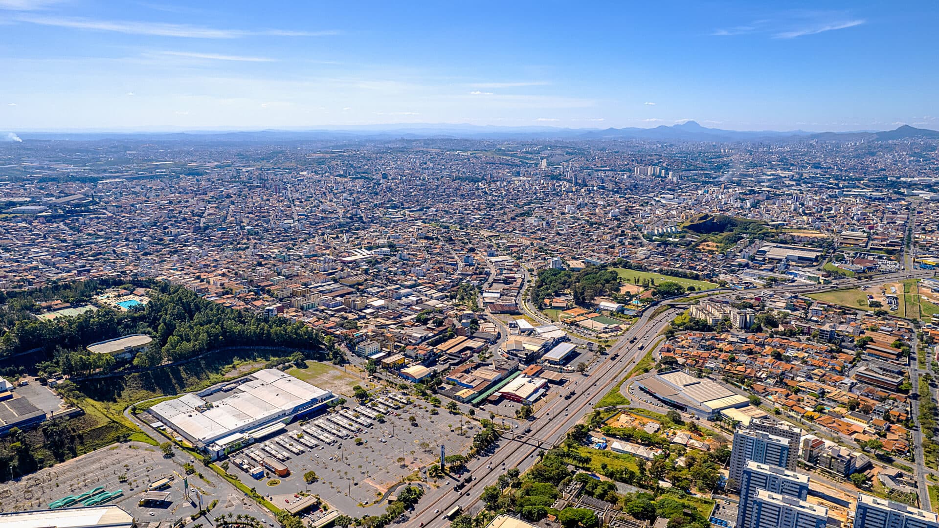 Vista aérea de Contagem, em Minas Gerais