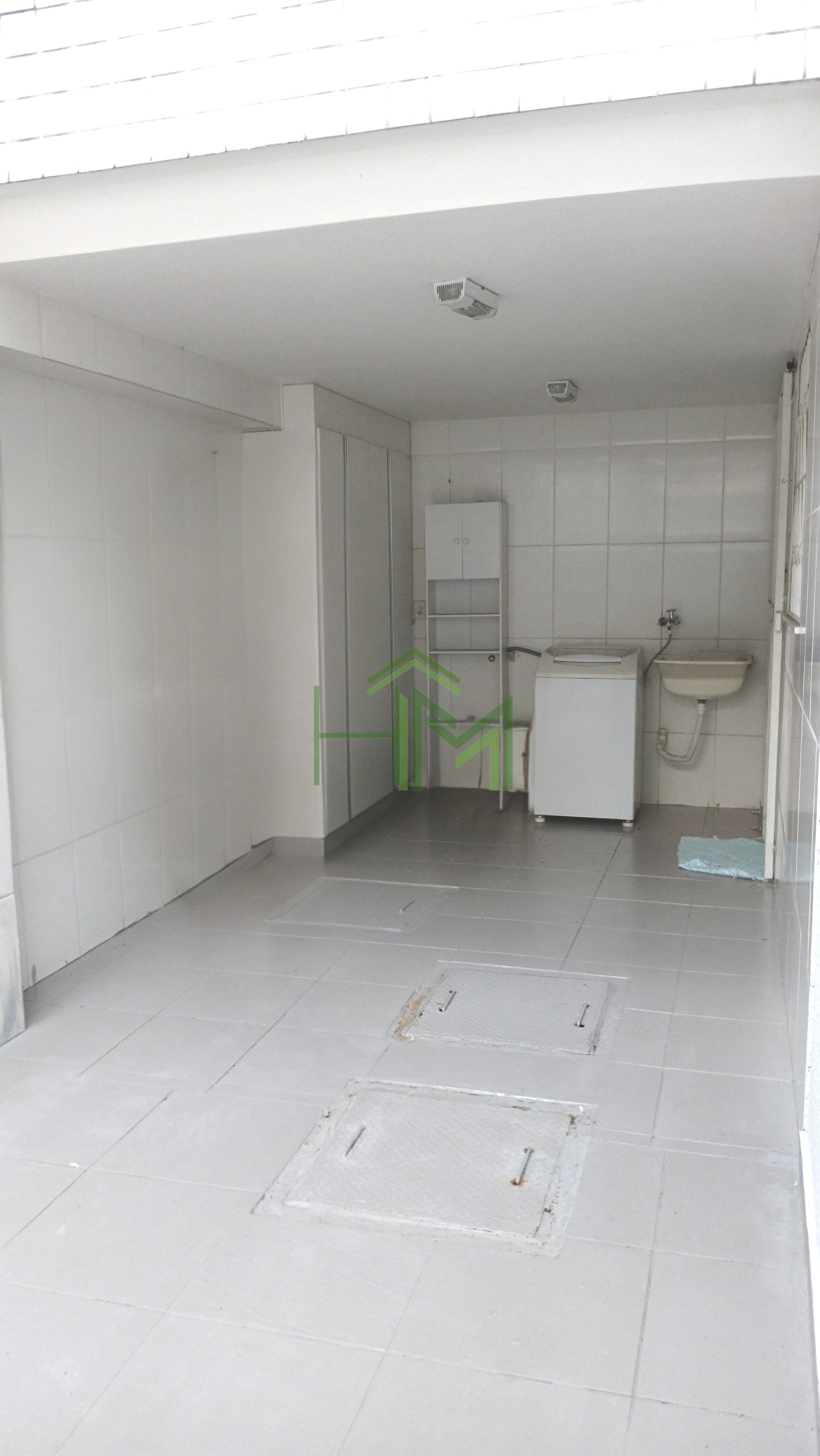 Privativa espaçosa com garagem no Cabral - foto 14